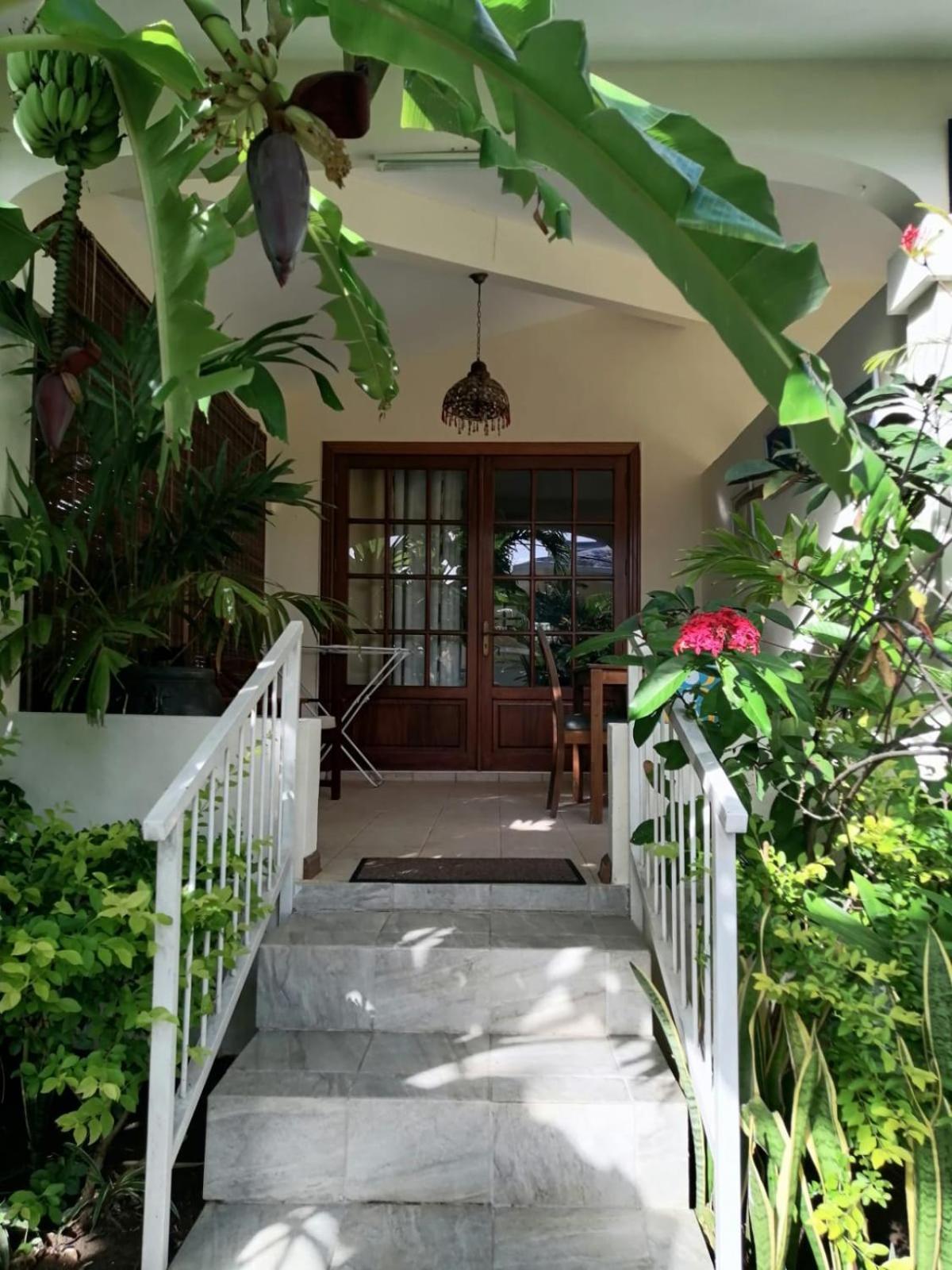 Koeuris Apartment La Gaulette Bilik gambar