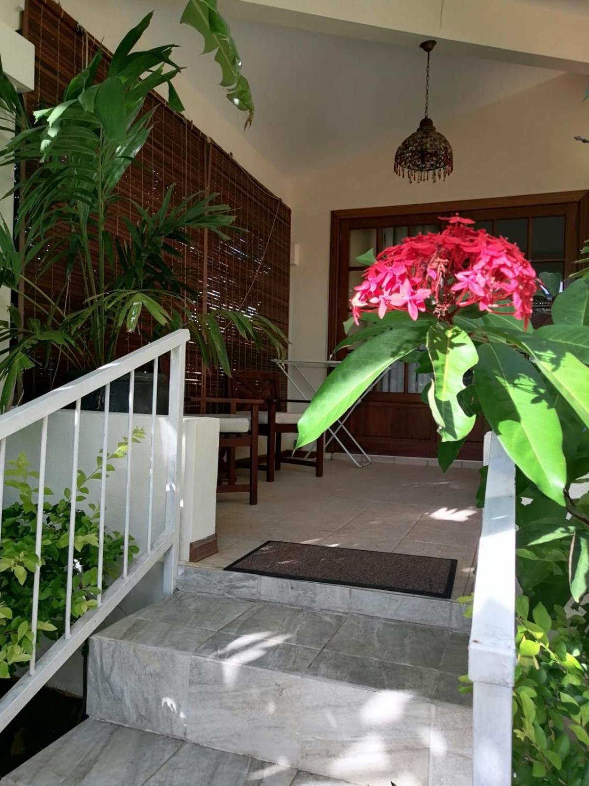 Koeuris Apartment La Gaulette Bilik gambar