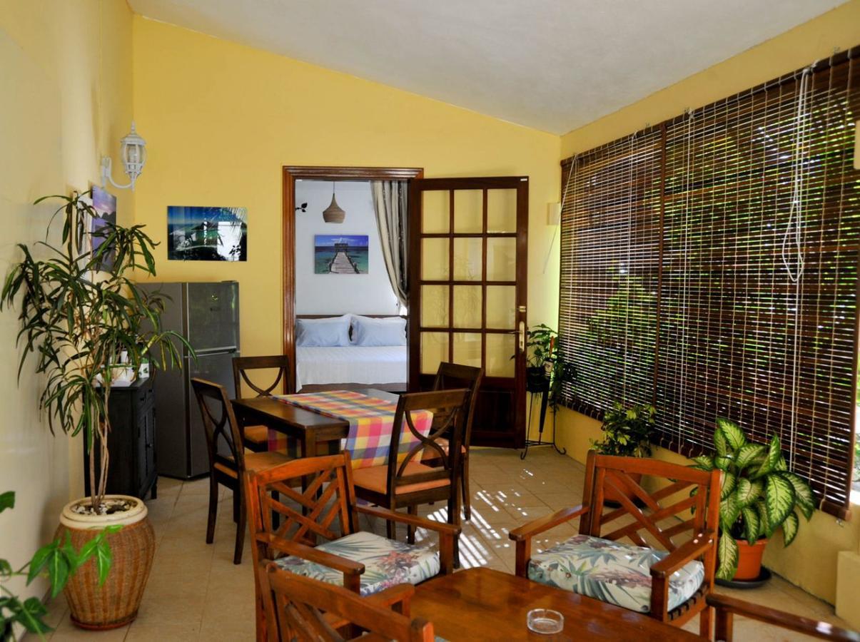 Koeuris Apartment La Gaulette Luaran gambar